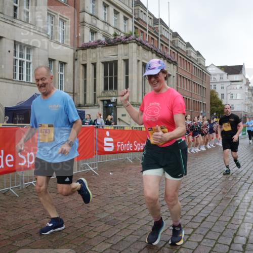 13.09.2026 - Kiel Lauf Yannick Fuchs http://msf.ph/oto/10431099 13.09.2026 11:15:10 Ziel 2092, 10116, 10124, 3706, 3707, 3708, 5601, 6378, 6783, 6905, 7787, 9273, 10116, 10124, 11482, 155, 2401, 5327, 11871, 270, 283, 1339, 2520, 6378, 6783, 6806, 7787, 7998, 10278 meine-sportfotos.de