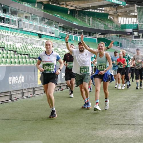 13.09.2026 - 21. swb-Marathon Bremen Michael Burmester http://msf.ph/oto/10431118 13.09.2026 13:28:38 Laufen im Stadion 111, 220, 357, 422, 476, 478, 597, 685, 726, 729, 754, 829, 888, 925, 986, 1079, 1220, 1298, 1325, 1384, 1412, 1496, 1608, 1615, 1741, 1769, 1777, 1958, 1961, 1984, 2236, 2326, 2365, 2436, 2472, 2502, 2574, 2593, 2725, 2743, 2862, 2868, 2876, 2923, 2924, 2991, 3020, 3045, 3061, 3073, 3129, 3154, 3184, 3219, 3238, 3274, 3321, 3361, 3589, 3592, 3594, 3595, 3605, 3678, 3694, 3755, 3758, 3798, 3826, 3853, 3885, 3907, 3953, 3965, 3971, 3978, 3987, 4011, 4108, 4238, 4457, 4660 meine-sportfotos.de