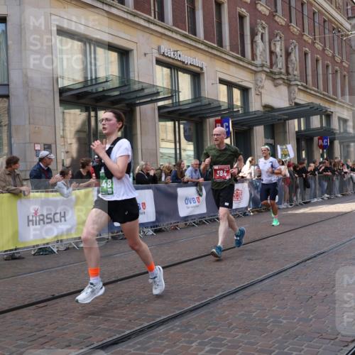 13.09.2026 - 21. swb-Marathon Bremen Strokosch-Dieckow http://msf.ph/oto/10431147 13.09.2026 13:10:59 Ziel 335, 382, 1349, 2087, 3440, 3448, 3484, 3647, 3899, 4429, 6274, 8183, 8474, 9291, 9410, 9618, 9762, 335, 384, 697, 1385, 1498, 2021, 2347, 2759, 4023, 4475, 4571, 5066, 5079, 5152, 5155, 5168, 5314, 5387, 5648, 6471, 6657, 7115, 7136, 8183, 9622, 9659, 13248 meine-sportfotos.de
