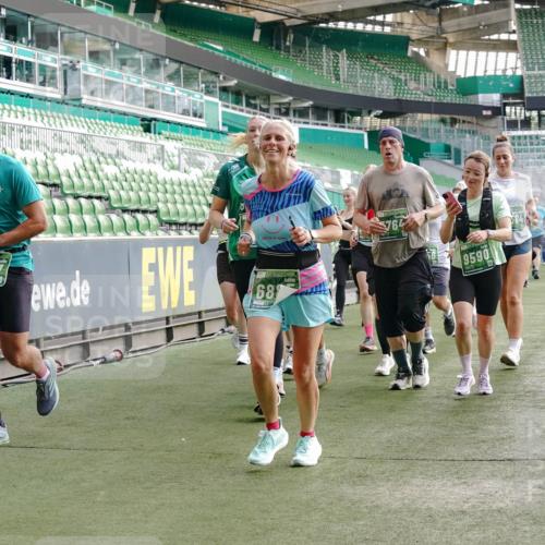 13.09.2026 - 21. swb-Marathon Bremen Michael Burmester http://msf.ph/oto/10431203 13.09.2026 13:28:42 Laufen im Stadion 111, 220, 357, 422, 476, 478, 597, 685, 726, 729, 754, 829, 888, 925, 986, 1079, 1220, 1298, 1325, 1384, 1412, 1496, 1608, 1615, 1741, 1769, 1777, 1958, 1961, 1984, 2236, 2326, 2365, 2436, 2472, 2502, 2574, 2593, 2725, 2740, 2743, 2862, 2868, 2876, 2923, 2924, 2991, 3020, 3061, 3073, 3129, 3154, 3219, 3238, 3274, 3321, 3361, 3589, 3592, 3594, 3595, 3605, 3678, 3694, 3755, 3758, 3798, 3826, 3853, 3885, 3907, 3953, 3965, 3971, 3978, 3987, 4011, 4108, 4238, 4457, 4660 meine-sportfotos.de