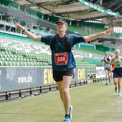 13.09.2026 - 21. swb-Marathon Bremen Michael Burmester http://msf.ph/oto/10431214 13.09.2026 13:04:09 Laufen im Stadion 178, 209, 210, 488, 534, 565, 596, 725, 762, 881, 940, 1014, 1239, 1307, 1343, 1373, 1456, 1458, 1460, 1479, 1611, 1649, 1653, 1656, 1687, 1771, 1941, 2023, 2223, 2276, 2369, 2421, 2430, 2434, 2452, 2513, 2625, 2723, 2779, 2851, 2867, 2872, 2891, 2900, 2910, 2919, 2934, 2957, 2977, 3028, 3114, 3135, 3217, 3320, 3360, 3402, 3419, 3425, 3454, 3460, 3496, 3510, 3521, 3576, 3579, 3585, 3597, 3618, 3796, 3846, 3859, 3909, 3938, 3970, 3983, 4077, 4133, 242 meine-sportfotos.de
