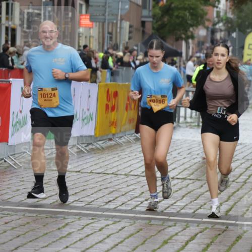 13.09.2026 - Kiel Lauf Yannick Fuchs http://msf.ph/oto/10431219 13.09.2026 11:15:28 Ziel 155, 1246, 2401, 3087, 5327, 11871, 12831, 12832, 12833, 12834, 2092, 10116, 10124, 9175, 5601, 9273 meine-sportfotos.de