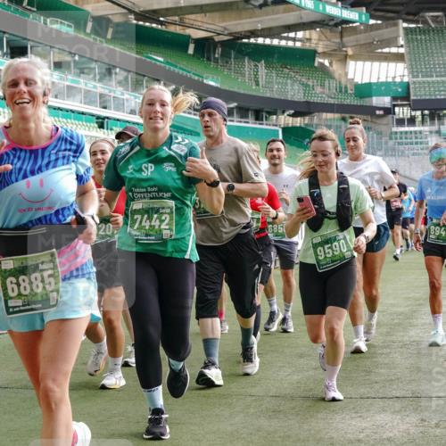 13.09.2026 - 21. swb-Marathon Bremen Michael Burmester http://msf.ph/oto/10431248 13.09.2026 13:28:43 Laufen im Stadion 111, 220, 357, 422, 476, 478, 597, 685, 726, 729, 754, 829, 888, 925, 986, 1079, 1220, 1298, 1325, 1384, 1496, 1608, 1615, 1741, 1769, 1777, 1958, 1961, 1984, 2236, 2326, 2365, 2436, 2472, 2502, 2574, 2593, 2725, 2740, 2743, 2862, 2868, 2876, 2924, 2991, 3020, 3061, 3073, 3129, 3154, 3219, 3238, 3274, 3321, 3361, 3589, 3592, 3594, 3595, 3605, 3678, 3694, 3755, 3758, 3798, 3826, 3853, 3885, 3907, 3953, 3965, 3971, 3978, 3987, 4011, 4108, 4238, 4457, 4660 meine-sportfotos.de