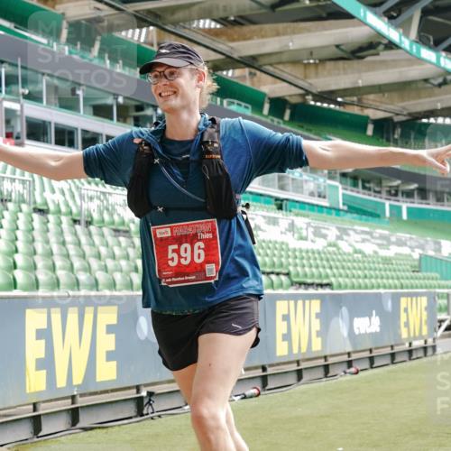 13.09.2026 - 21. swb-Marathon Bremen Michael Burmester http://msf.ph/oto/10431251 13.09.2026 13:04:09 Laufen im Stadion 178, 209, 210, 488, 534, 565, 596, 725, 762, 881, 940, 1014, 1239, 1307, 1343, 1373, 1456, 1458, 1460, 1479, 1611, 1649, 1653, 1656, 1687, 1771, 1941, 2023, 2223, 2276, 2369, 2421, 2430, 2434, 2452, 2513, 2625, 2723, 2779, 2851, 2867, 2872, 2891, 2900, 2910, 2919, 2934, 2957, 2977, 3028, 3114, 3135, 3217, 3320, 3360, 3402, 3419, 3425, 3454, 3460, 3496, 3510, 3521, 3576, 3579, 3585, 3597, 3618, 3796, 3846, 3859, 3909, 3938, 3970, 3983, 4077, 4133, 242 meine-sportfotos.de