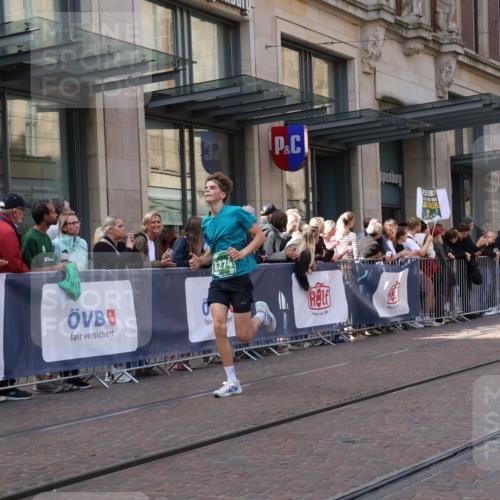 13.09.2026 - 21. swb-Marathon Bremen Strokosch-Dieckow http://msf.ph/oto/10431257 13.09.2026 13:11:04 Ziel 382, 1349, 2087, 3440, 3448, 3484, 3899, 4429, 6274, 7109, 8474, 8982, 9291, 9618, 9762, 335, 384, 697, 1385, 1498, 2021, 2347, 2759, 3484, 3647, 4023, 4475, 4571, 5079, 5155, 5168, 5314, 5387, 6471, 6657, 7115, 7136, 8183, 9410, 9622, 9659, 13248 meine-sportfotos.de