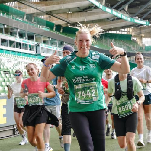 13.09.2026 - 21. swb-Marathon Bremen Michael Burmester http://msf.ph/oto/10431277 13.09.2026 13:28:44 Laufen im Stadion 111, 220, 357, 422, 476, 478, 597, 685, 726, 729, 754, 829, 888, 925, 986, 1079, 1220, 1298, 1325, 1384, 1496, 1608, 1615, 1741, 1769, 1777, 1958, 1961, 1984, 2236, 2326, 2365, 2436, 2472, 2502, 2574, 2593, 2725, 2740, 2743, 2862, 2868, 2876, 2924, 2991, 3020, 3061, 3073, 3129, 3154, 3219, 3238, 3274, 3321, 3361, 3589, 3592, 3594, 3595, 3605, 3678, 3694, 3755, 3758, 3798, 3826, 3853, 3885, 3907, 3953, 3965, 3971, 3978, 3987, 4011, 4108, 4238, 4457, 4660 meine-sportfotos.de