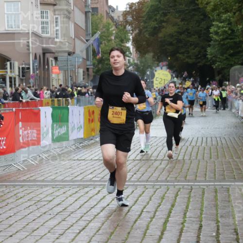 13.09.2026 - Kiel Lauf Yannick Fuchs http://msf.ph/oto/10431304 13.09.2026 11:15:49 Ziel 2414, 4309, 4571, 9175, 9708, 155, 1246, 2401, 3087, 5327, 11871, 12831, 12832, 12833, 12834, 1605, 2511, 3196, 4216, 9204, 9348, 2092 meine-sportfotos.de