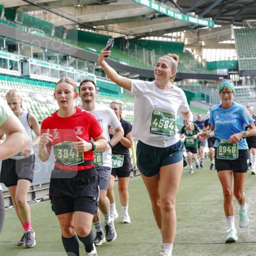 13.09.2026 - 21. swb-Marathon Bremen Michael Burmester http://msf.ph/oto/10431311 13.09.2026 13:28:45 Laufen im Stadion 111, 220, 357, 422, 476, 478, 597, 685, 726, 729, 754, 829, 888, 925, 986, 1079, 1220, 1298, 1325, 1384, 1496, 1608, 1615, 1741, 1769, 1777, 1958, 1984, 2236, 2326, 2365, 2436, 2472, 2502, 2574, 2593, 2740, 2743, 2862, 2868, 2876, 2924, 2991, 3020, 3061, 3073, 3129, 3154, 3219, 3238, 3274, 3321, 3361, 3589, 3594, 3595, 3605, 3678, 3694, 3755, 3758, 3798, 3826, 3853, 3885, 3907, 3953, 3965, 3971, 3978, 3987, 4011, 4108, 4238, 4457, 4660 meine-sportfotos.de
