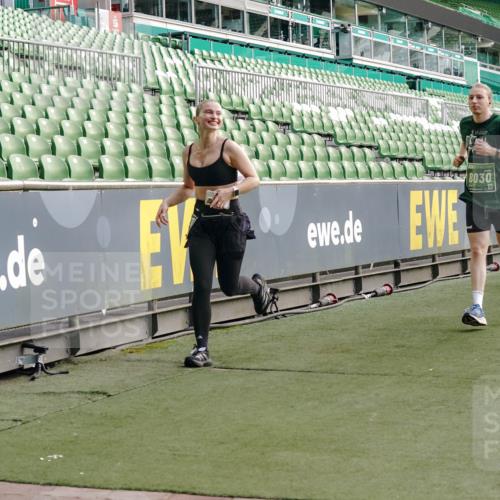 13.09.2026 - 21. swb-Marathon Bremen Michael Burmester http://msf.ph/oto/10431354 13.09.2026 13:28:50 Laufen im Stadion 111, 220, 357, 422, 476, 478, 597, 685, 726, 729, 754, 829, 888, 925, 986, 1079, 1217, 1220, 1270, 1298, 1325, 1384, 1496, 1615, 1741, 1769, 1777, 1958, 1984, 2236, 2326, 2365, 2436, 2472, 2502, 2546, 2574, 2593, 2740, 2743, 2862, 2868, 2876, 2924, 2991, 3020, 3061, 3129, 3154, 3219, 3238, 3274, 3321, 3361, 3563, 3589, 3594, 3595, 3605, 3678, 3694, 3755, 3758, 3798, 3826, 3853, 3885, 3907, 3953, 3965, 3971, 3978, 3987, 4011, 4108, 4238, 4457, 4660 meine-sportfotos.de