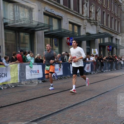 13.09.2026 - 21. swb-Marathon Bremen Strokosch-Dieckow http://msf.ph/oto/10431364 13.09.2026 13:11:10 Ziel 382, 1349, 2087, 3899, 6274, 7109, 8982, 9291, 9618, 335, 384, 697, 1349, 2021, 2087, 2759, 3440, 3448, 3484, 3647, 4023, 4429, 4475, 4571, 5079, 5168, 5314, 6471, 6657, 7115, 7136, 8183, 8474, 9410, 9618, 9622, 9762 meine-sportfotos.de