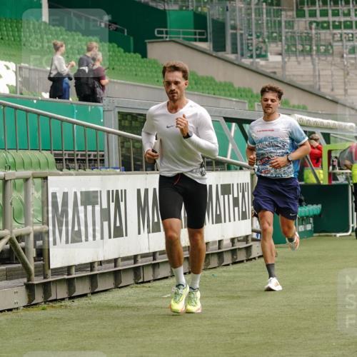 13.09.2026 - 21. swb-Marathon Bremen Michael Burmester http://msf.ph/oto/10431400 13.09.2026 12:27:12 Laufen im Stadion 103, 206, 238, 322, 420, 447, 841, 875, 1161, 1187, 1352, 1840, 1917, 2032, 2143, 3662, 4264, 129, 149, 289, 798, 1483, 1490, 1567 meine-sportfotos.de