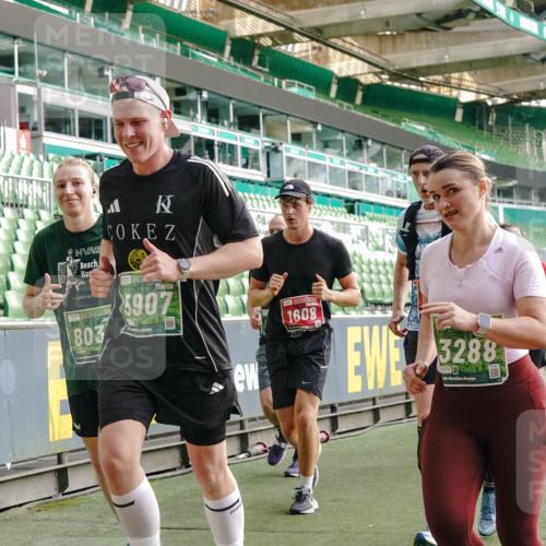 13.09.2026 - 21. swb-Marathon Bremen Michael Burmester http://msf.ph/oto/10431403 13.09.2026 13:28:52 Laufen im Stadion 111, 220, 357, 422, 476, 478, 597, 685, 726, 729, 754, 829, 888, 925, 986, 1079, 1217, 1220, 1270, 1298, 1325, 1384, 1496, 1615, 1741, 1769, 1777, 1958, 1984, 2236, 2238, 2326, 2365, 2436, 2472, 2502, 2546, 2574, 2593, 2740, 2743, 2830, 2862, 2868, 2876, 2924, 2991, 3020, 3053, 3061, 3129, 3154, 3219, 3238, 3274, 3321, 3361, 3563, 3589, 3594, 3595, 3605, 3678, 3694, 3755, 3758, 3798, 3826, 3853, 3885, 3907, 3953, 3965, 3971, 3978, 3987, 4011, 4108, 4238, 4457, 4660 meine-sportfotos.de
