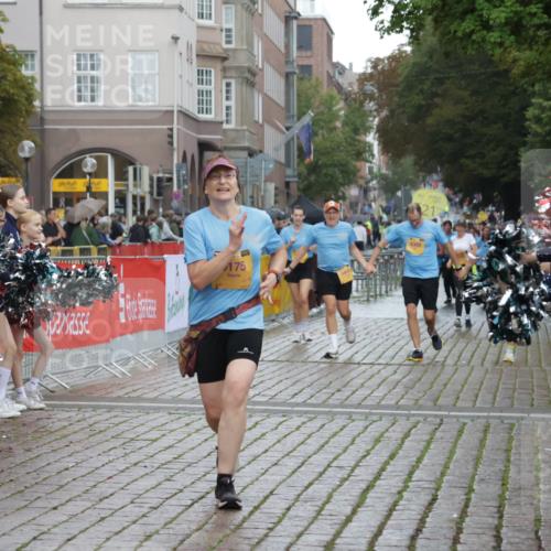 13.09.2026 - Kiel Lauf Yannick Fuchs http://msf.ph/oto/10431408 13.09.2026 11:16:13 Ziel 1391, 2511, 3196, 4216, 5714, 6211, 9484, 12556, 1605, 2414, 4216, 4309, 4571, 9175, 9204, 9348, 9708, 644, 2822, 5732, 5808, 6170, 6999, 9035, 9173, 9593, 11230, 11678, 11679, 11680, 12273, 12274, 12275, 1246, 3087, 12831, 12832, 12833, 12834 meine-sportfotos.de