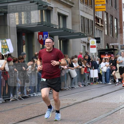 13.09.2026 - 21. swb-Marathon Bremen Strokosch-Dieckow http://msf.ph/oto/10431449 13.09.2026 13:11:18 Ziel 382, 3899, 4651, 5585, 6059, 7109, 8982, 8996, 13055, 335, 697, 1349, 2021, 2087, 3440, 3448, 3484, 3647, 4429, 5079, 6274, 6471, 6657, 8183, 8474, 9291, 9410, 9618, 9622, 9762 meine-sportfotos.de
