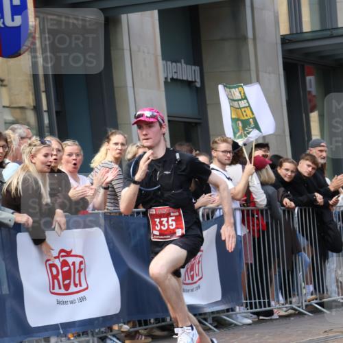 13.09.2026 - 21. swb-Marathon Bremen Strokosch-Dieckow http://msf.ph/oto/10431498 13.09.2026 13:11:22 Ziel 382, 826, 4368, 4651, 5585, 6059, 6668, 7109, 8982, 8996, 9398, 13055, 335, 697, 1349, 2087, 3440, 3448, 3484, 3647, 3899, 4429, 6274, 6471, 8183, 8474, 9291, 9410, 9618, 9762 meine-sportfotos.de