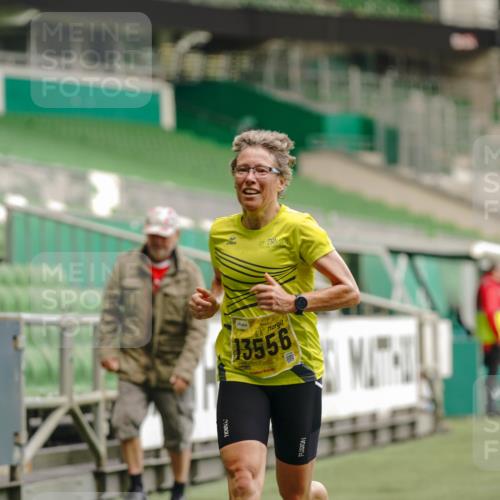 13.09.2026 - 21. swb-Marathon Bremen Michael Burmester http://msf.ph/oto/10431531 13.09.2026 10:22:47 Laufen im Stadion 10244, 10302, 10441, 10575, 10782, 10926, 11083, 11127, 11198, 11227, 11338, 11454, 11619, 11713, 11721, 11738, 11854, 11916, 11944, 12003, 12053, 12209, 12339, 12370, 12395, 12404, 12456, 12520, 12538, 13507, 13513, 13519, 13535, 13539, 13551, 13553, 13556, 13559, 13563, 13568, 13584, 13587, 13606, 13608, 13616, 13636, 13641, 13642, 10366, 10475, 11481, 11652, 13530, 13533, 13534, 13536, 13541, 13543, 13564 meine-sportfotos.de