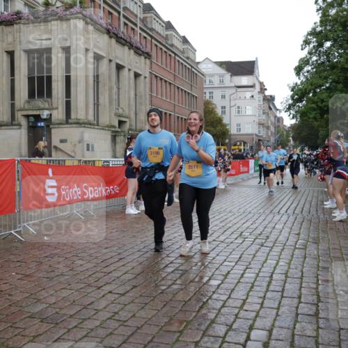13.09.2026 - Kiel Lauf Yannick Fuchs http://msf.ph/oto/10431542 13.09.2026 11:16:39 Ziel 6170, 9035, 11230, 11584, 11926, 644, 1391, 2511, 2822, 3196, 5714, 5732, 5808, 6211, 6999, 9173, 9484, 9593, 11678, 11679, 11680, 12273, 12274, 12275, 12556, 608, 1925, 2050, 3995, 6977, 7800, 8630, 8964, 10554, 12226, 12370, 2511, 3196, 4216, 9204 meine-sportfotos.de