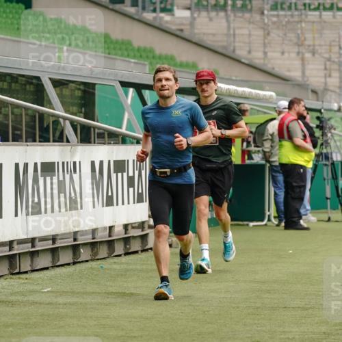 13.09.2026 - 21. swb-Marathon Bremen Michael Burmester http://msf.ph/oto/10431585 13.09.2026 12:27:46 Laufen im Stadion 103, 206, 238, 322, 358, 420, 553, 574, 649, 841, 1161, 1253, 1256, 1352, 1391, 1525, 1724, 1783, 1917, 2032, 3662, 4264, 149, 289, 798, 814, 1313, 1483, 1490, 1544, 1567 meine-sportfotos.de
