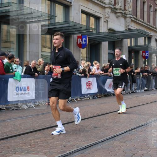 13.09.2026 - 21. swb-Marathon Bremen Strokosch-Dieckow http://msf.ph/oto/10431595 13.09.2026 13:11:25 Ziel 826, 863, 4368, 4651, 5521, 5585, 5893, 6059, 6668, 7109, 8982, 8996, 9398, 13055, 382, 1349, 2087, 3440, 3448, 3484, 3647, 3899, 4429, 6274, 8474, 9291, 9410, 9618, 9762 meine-sportfotos.de