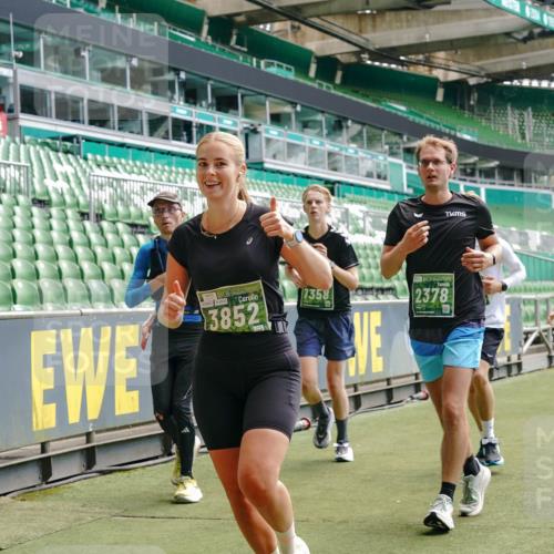 13.09.2026 - 21. swb-Marathon Bremen Michael Burmester http://msf.ph/oto/10431627 13.09.2026 13:04:20 Laufen im Stadion 178, 209, 210, 488, 534, 565, 596, 725, 762, 881, 940, 1014, 1239, 1307, 1343, 1373, 1456, 1458, 1460, 1479, 1611, 1627, 1649, 1653, 1656, 1687, 1771, 1780, 1914, 1932, 1941, 2023, 2126, 2223, 2369, 2430, 2434, 2452, 2513, 2625, 2723, 2851, 2867, 2872, 2891, 2900, 2910, 2919, 2934, 2957, 2959, 2977, 3028, 3135, 3217, 3320, 3343, 3360, 3402, 3419, 3425, 3454, 3460, 3510, 3521, 3579, 3597, 3618, 3796, 3846, 3859, 3909, 3970, 4077, 242 meine-sportfotos.de