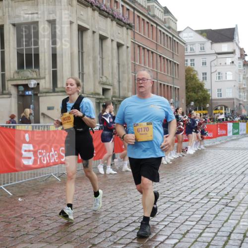 13.09.2026 - Kiel Lauf Yannick Fuchs http://msf.ph/oto/10431685 13.09.2026 11:17:04 Ziel 608, 3995, 7800, 7880, 9428, 1925, 2050, 6170, 6977, 8630, 8964, 9035, 10554, 11230, 11584, 11926, 12226, 12370, 7400, 9570, 644, 2822, 5732, 6170, 9035, 9173, 9593, 11230 meine-sportfotos.de
