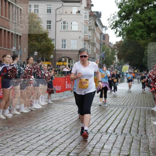 13.09.2026 - Kiel Lauf Yannick Fuchs http://msf.ph/oto/10431712 13.09.2026 11:17:14 Ziel 7400, 7880, 9428, 608, 1925, 2050, 3995, 6977, 7800, 8630, 8964, 10554, 11584, 11926, 12226, 12370, 9570, 9035, 11926 meine-sportfotos.de
