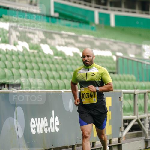 13.09.2026 - 21. swb-Marathon Bremen Michael Burmester http://msf.ph/oto/10431782 13.09.2026 10:23:07 Laufen im Stadion 10235, 10302, 10341, 10441, 10520, 10575, 10592, 10782, 10926, 11083, 11127, 11198, 11227, 11338, 11373, 11426, 11454, 11619, 11713, 11721, 11738, 11854, 11903, 11916, 11944, 12003, 12053, 12144, 12209, 12339, 12370, 12395, 12404, 12538, 13507, 13513, 13519, 13535, 13539, 13551, 13553, 13556, 13559, 13563, 13566, 13580, 13584, 13587, 13616, 13636, 13641, 13642, 10366, 10475, 11481, 11652, 13530, 13533, 13534, 13541, 13564 meine-sportfotos.de