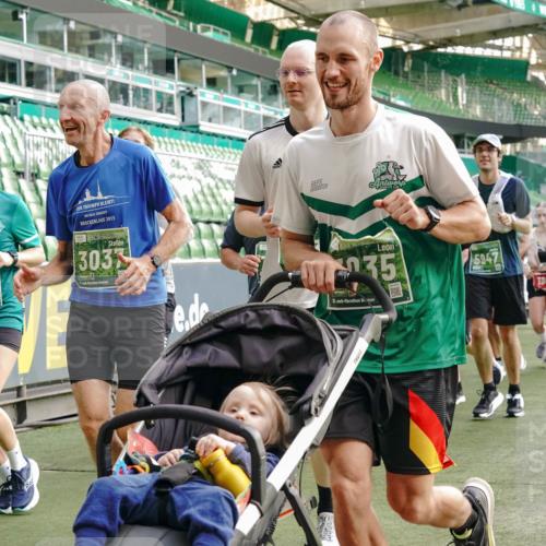 13.09.2026 - 21. swb-Marathon Bremen Michael Burmester http://msf.ph/oto/10431809 13.09.2026 13:29:09 Laufen im Stadion 111, 171, 220, 422, 476, 478, 685, 726, 729, 754, 767, 829, 888, 925, 986, 1079, 1217, 1220, 1242, 1270, 1298, 1325, 1384, 1496, 1615, 1633, 1634, 1741, 1777, 1886, 1958, 1984, 2238, 2263, 2326, 2365, 2436, 2449, 2472, 2502, 2546, 2574, 2593, 2738, 2740, 2743, 2830, 2862, 2868, 2924, 2991, 3020, 3053, 3061, 3129, 3154, 3238, 3274, 3286, 3321, 3361, 3563, 3589, 3594, 3595, 3605, 3678, 3694, 3755, 3758, 3798, 3826, 3853, 3898, 3953, 3965, 3971, 3987, 4011, 4108, 4238, 4457, 4660 meine-sportfotos.de
