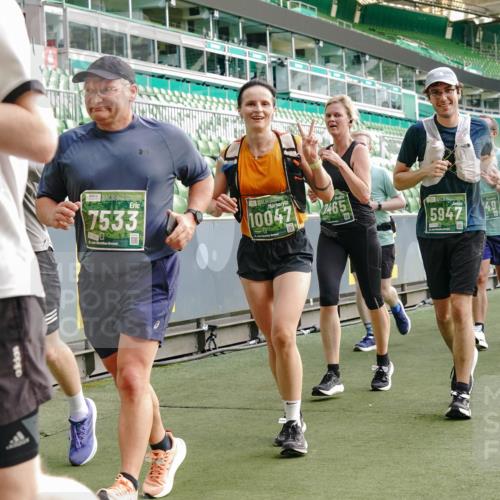 13.09.2026 - 21. swb-Marathon Bremen Michael Burmester http://msf.ph/oto/10431820 13.09.2026 13:29:11 Laufen im Stadion 111, 171, 220, 422, 476, 478, 685, 729, 754, 767, 829, 888, 925, 986, 1079, 1217, 1220, 1242, 1270, 1298, 1325, 1384, 1496, 1615, 1633, 1634, 1741, 1777, 1886, 1958, 1984, 2238, 2263, 2326, 2365, 2436, 2449, 2472, 2502, 2546, 2574, 2593, 2738, 2740, 2743, 2830, 2862, 2868, 2924, 2991, 3020, 3053, 3061, 3129, 3154, 3238, 3274, 3286, 3321, 3361, 3563, 3589, 3594, 3595, 3605, 3678, 3694, 3755, 3758, 3798, 3826, 3853, 3898, 3953, 3965, 3971, 3987, 4011, 4056, 4108, 4238, 4457 meine-sportfotos.de