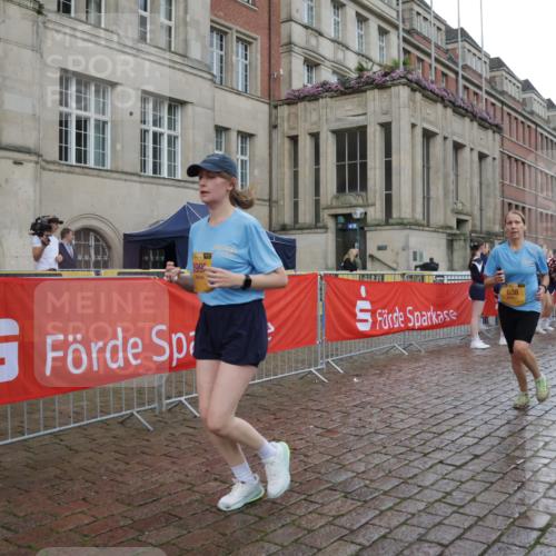 13.09.2026 - Kiel Lauf Yannick Fuchs http://msf.ph/oto/10431823 13.09.2026 11:17:32 Ziel 9570, 608, 3995, 7400, 7800, 7880, 9428, 9570, 7720, 7947, 608, 2050, 3995, 7800, 8630, 12226, 12370 meine-sportfotos.de