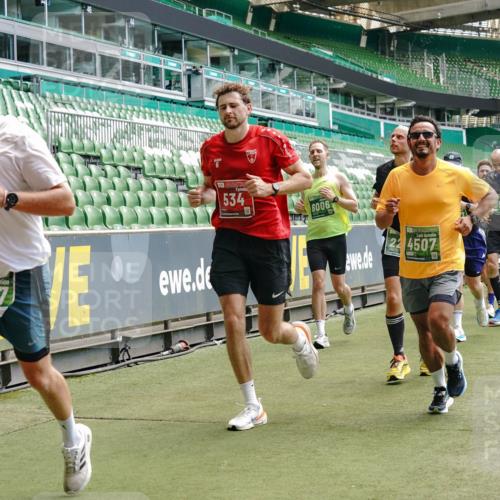 13.09.2026 - 21. swb-Marathon Bremen Michael Burmester http://msf.ph/oto/10431853 13.09.2026 13:04:26 Laufen im Stadion 178, 209, 210, 488, 534, 536, 565, 596, 725, 762, 881, 940, 1014, 1239, 1307, 1343, 1373, 1456, 1458, 1479, 1611, 1627, 1649, 1653, 1656, 1687, 1771, 1780, 1914, 1932, 1941, 2023, 2089, 2126, 2223, 2369, 2430, 2434, 2452, 2513, 2602, 2625, 2723, 2742, 2851, 2867, 2872, 2891, 2910, 2919, 2934, 2957, 2959, 2977, 3028, 3135, 3217, 3320, 3343, 3360, 3402, 3419, 3425, 3454, 3460, 3510, 3521, 3579, 3597, 3618, 3796, 3846, 3859, 3909, 4077, 242 meine-sportfotos.de