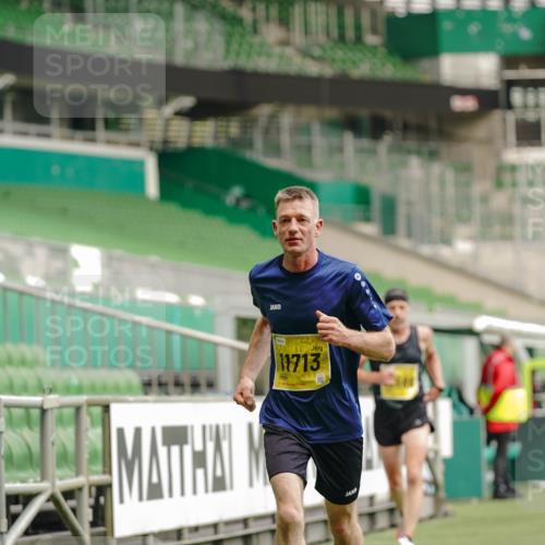13.09.2026 - 21. swb-Marathon Bremen Michael Burmester http://msf.ph/oto/10431887 13.09.2026 10:23:14 Laufen im Stadion 10235, 10302, 10341, 10441, 10520, 10575, 10592, 10782, 10926, 11042, 11083, 11127, 11198, 11227, 11338, 11373, 11426, 11454, 11619, 11628, 11713, 11721, 11738, 11854, 11903, 11944, 12003, 12053, 12144, 12209, 12339, 12370, 12395, 12404, 12538, 13507, 13513, 13519, 13535, 13539, 13553, 13556, 13559, 13563, 13566, 13580, 13584, 13587, 13616, 13636, 13641, 13642, 10366, 10475, 11481, 11652, 13530, 13534, 13541, 13564 meine-sportfotos.de