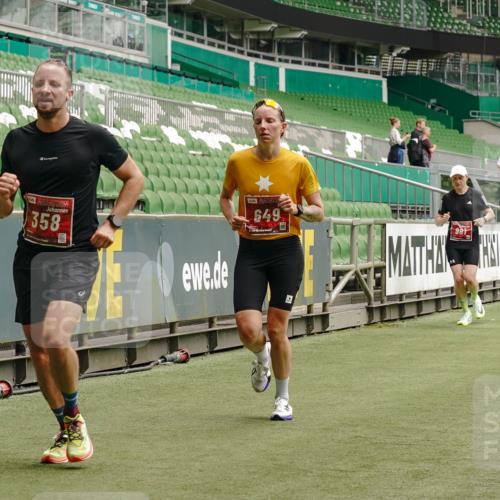 13.09.2026 - 21. swb-Marathon Bremen Michael Burmester http://msf.ph/oto/10431922 13.09.2026 12:28:13 Laufen im Stadion 103, 238, 358, 420, 553, 574, 649, 719, 959, 1161, 1253, 1256, 1352, 1391, 1428, 1525, 1724, 1783, 1917, 2032, 3662, 4264, 149, 289, 798, 814, 968, 1313, 1483, 1490, 1544 meine-sportfotos.de