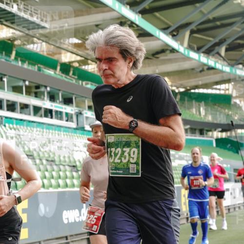 13.09.2026 - 21. swb-Marathon Bremen Michael Burmester http://msf.ph/oto/10431925 13.09.2026 13:29:15 Laufen im Stadion 111, 171, 220, 422, 476, 478, 685, 729, 754, 767, 829, 925, 986, 1079, 1217, 1220, 1242, 1270, 1298, 1325, 1384, 1496, 1615, 1633, 1634, 1741, 1777, 1886, 1958, 2238, 2263, 2326, 2365, 2436, 2449, 2472, 2502, 2546, 2574, 2593, 2738, 2740, 2743, 2830, 2862, 2868, 2924, 2991, 3020, 3053, 3061, 3129, 3154, 3238, 3274, 3286, 3321, 3361, 3563, 3589, 3594, 3595, 3605, 3678, 3694, 3755, 3758, 3798, 3826, 3853, 3898, 3929, 3953, 3965, 3971, 3987, 4011, 4056, 4108, 4238 meine-sportfotos.de