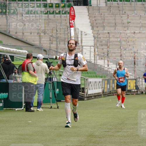 13.09.2026 - 21. swb-Marathon Bremen Michael Burmester http://msf.ph/oto/10431981 13.09.2026 12:28:20 Laufen im Stadion 103, 238, 358, 420, 553, 574, 649, 719, 959, 1161, 1253, 1256, 1352, 1391, 1428, 1525, 1724, 1783, 1917, 2032, 3662, 4264, 149, 289, 814, 968, 1313, 1483, 1490, 1544, 2044 meine-sportfotos.de