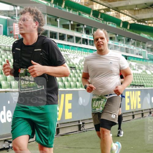 13.09.2026 - 21. swb-Marathon Bremen Michael Burmester http://msf.ph/oto/10431993 13.09.2026 13:29:22 Laufen im Stadion 111, 171, 220, 405, 422, 476, 478, 685, 729, 754, 767, 829, 925, 986, 1079, 1217, 1220, 1242, 1270, 1298, 1325, 1384, 1496, 1615, 1633, 1634, 1741, 1777, 1811, 1886, 1958, 1983, 2238, 2263, 2326, 2365, 2436, 2449, 2472, 2546, 2574, 2593, 2738, 2740, 2743, 2830, 2862, 2868, 2924, 2991, 3020, 3053, 3061, 3129, 3154, 3238, 3274, 3286, 3321, 3361, 3563, 3589, 3594, 3595, 3605, 3678, 3694, 3755, 3758, 3798, 3826, 3853, 3898, 3929, 3953, 3965, 3971, 3987, 4011, 4056, 4108, 4238 meine-sportfotos.de