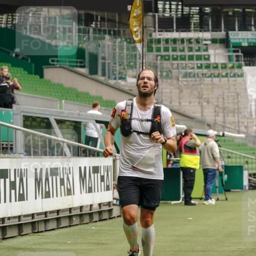 13.09.2026 - 21. swb-Marathon Bremen Michael Burmester http://msf.ph/oto/10432021 13.09.2026 12:28:26 Laufen im Stadion 103, 358, 420, 553, 574, 649, 719, 959, 1161, 1253, 1256, 1352, 1391, 1428, 1525, 1724, 1783, 1917, 2032, 3662, 4264, 149, 289, 447, 814, 968, 1313, 1483, 1490, 1544, 2044 meine-sportfotos.de