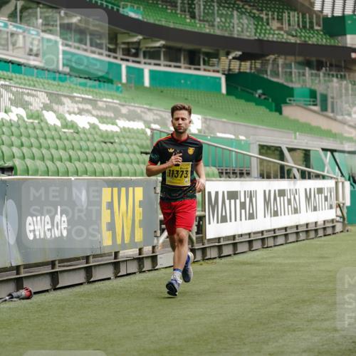 13.09.2026 - 21. swb-Marathon Bremen Michael Burmester http://msf.ph/oto/10432121 13.09.2026 10:23:29 Laufen im Stadion 10235, 10302, 10341, 10441, 10520, 10575, 10592, 10618, 10782, 10926, 11042, 11127, 11143, 11198, 11201, 11227, 11338, 11373, 11426, 11454, 11628, 11713, 11721, 11779, 11895, 11903, 11944, 12003, 12053, 12144, 12209, 12246, 12339, 12370, 12395, 12404, 12468, 12469, 12477, 12538, 13507, 13513, 13519, 13520, 13539, 13553, 13556, 13559, 13563, 13566, 13580, 13584, 13586, 13587, 13616, 13641, 13642, 10366, 10475, 11481, 11652, 13530, 13541 meine-sportfotos.de