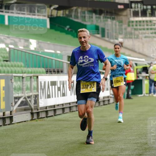 13.09.2026 - 21. swb-Marathon Bremen Michael Burmester http://msf.ph/oto/10432166 13.09.2026 10:23:32 Laufen im Stadion 10235, 10302, 10341, 10441, 10520, 10575, 10592, 10618, 10782, 10926, 10972, 11042, 11127, 11143, 11198, 11201, 11227, 11338, 11373, 11426, 11454, 11628, 11713, 11721, 11779, 11895, 11903, 11944, 12003, 12053, 12144, 12209, 12246, 12339, 12370, 12395, 12404, 12442, 12468, 12469, 12477, 12538, 13507, 13513, 13519, 13520, 13539, 13553, 13556, 13559, 13563, 13566, 13580, 13584, 13586, 13587, 13616, 13641, 13642, 10366, 10475, 11481, 11652, 13530, 13541 meine-sportfotos.de