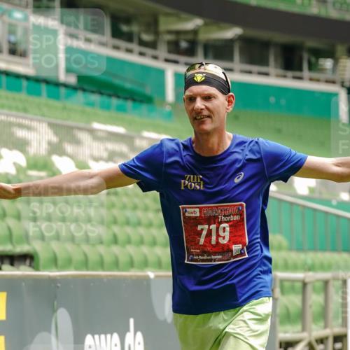 13.09.2026 - 21. swb-Marathon Bremen Michael Burmester http://msf.ph/oto/10432187 13.09.2026 12:28:47 Laufen im Stadion 358, 420, 520, 547, 553, 574, 649, 719, 858, 934, 959, 1161, 1253, 1256, 1352, 1391, 1428, 1525, 1724, 1783, 1917, 2032, 3662, 4264, 149, 447, 814, 968, 1187, 1313, 1544, 1840, 2044, 2143 meine-sportfotos.de