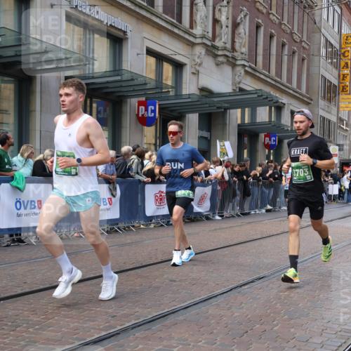 13.09.2026 - 21. swb-Marathon Bremen Strokosch-Dieckow http://msf.ph/oto/10432194 13.09.2026 13:11:52 Ziel 493, 2444, 2447, 2820, 3336, 3362, 3703, 3830, 4283, 4698, 5940, 6107, 6739, 7328, 7521, 7621, 8981, 13013, 826, 863, 4368, 4651, 5521, 5585, 5893, 6059, 6668, 8982, 8996, 9398, 13055 meine-sportfotos.de