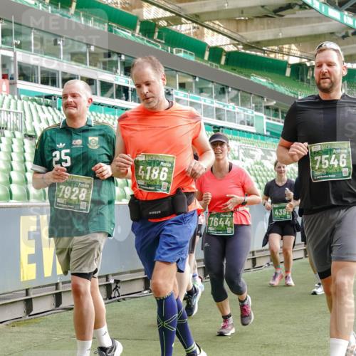 13.09.2026 - 21. swb-Marathon Bremen Michael Burmester http://msf.ph/oto/10432225 13.09.2026 13:29:33 Laufen im Stadion 171, 220, 297, 405, 422, 476, 685, 729, 754, 767, 986, 1079, 1217, 1242, 1270, 1298, 1325, 1384, 1615, 1633, 1634, 1741, 1777, 1810, 1811, 1886, 1983, 2238, 2263, 2326, 2365, 2436, 2449, 2472, 2546, 2574, 2593, 2615, 2738, 2740, 2743, 2830, 2862, 2868, 2924, 2991, 3020, 3053, 3061, 3129, 3154, 3227, 3238, 3274, 3286, 3321, 3361, 3563, 3589, 3594, 3595, 3605, 3678, 3694, 3755, 3758, 3798, 3826, 3853, 3898, 3929, 3953, 3965, 3971, 3987, 4011, 4056, 4108, 4238 meine-sportfotos.de