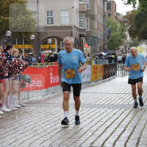13.09.2026 - Kiel Lauf Yannick Fuchs http://msf.ph/oto/10432229 13.09.2026 11:20:21 Ziel 6116, 562, 3854, 6116, 2913, 4598 meine-sportfotos.de