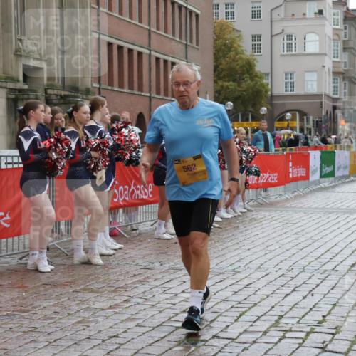 13.09.2026 - Kiel Lauf Yannick Fuchs http://msf.ph/oto/10432236 13.09.2026 11:20:24 Ziel 562, 3854, 6116, 2913, 4598, 10950, 562 meine-sportfotos.de
