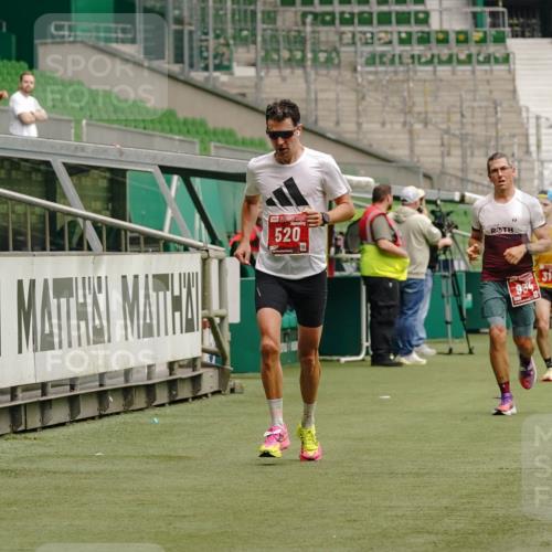 13.09.2026 - 21. swb-Marathon Bremen Michael Burmester http://msf.ph/oto/10432238 13.09.2026 12:29:13 Laufen im Stadion 314, 358, 520, 547, 553, 574, 649, 719, 858, 934, 959, 1161, 1253, 1256, 1391, 1428, 1525, 1724, 1783, 1917, 3662, 4264, 206, 322, 447, 814, 841, 875, 968, 1187, 1313, 1544, 1840, 2044, 2143 meine-sportfotos.de