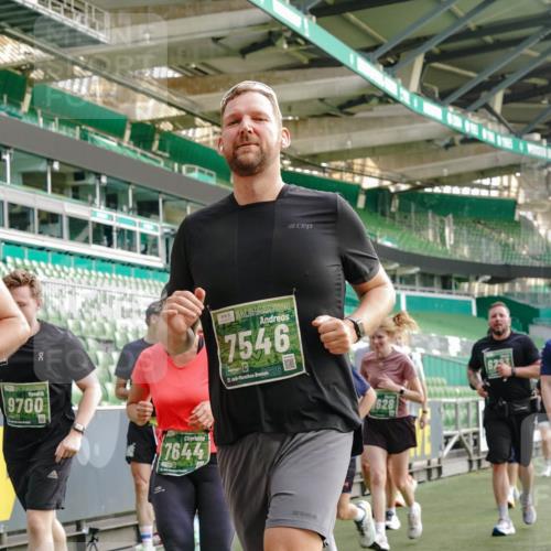 13.09.2026 - 21. swb-Marathon Bremen Michael Burmester http://msf.ph/oto/10432250 13.09.2026 13:29:33 Laufen im Stadion 171, 220, 297, 405, 422, 476, 685, 729, 754, 767, 986, 1079, 1217, 1242, 1270, 1298, 1325, 1384, 1615, 1633, 1634, 1741, 1777, 1810, 1811, 1886, 1983, 2238, 2263, 2326, 2365, 2436, 2449, 2472, 2546, 2574, 2593, 2615, 2738, 2740, 2743, 2830, 2862, 2868, 2924, 2991, 3020, 3053, 3061, 3129, 3154, 3227, 3238, 3274, 3286, 3321, 3361, 3563, 3589, 3594, 3595, 3605, 3678, 3694, 3755, 3758, 3798, 3826, 3853, 3898, 3929, 3953, 3965, 3971, 3987, 4011, 4056, 4108, 4238 meine-sportfotos.de