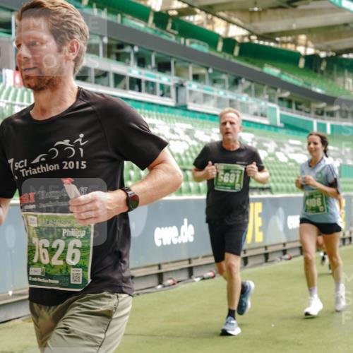 13.09.2026 - 21. swb-Marathon Bremen Michael Burmester http://msf.ph/oto/10432270 13.09.2026 13:04:37 Laufen im Stadion 178, 209, 210, 323, 488, 534, 536, 565, 596, 647, 725, 762, 881, 940, 1073, 1239, 1243, 1307, 1308, 1343, 1373, 1456, 1458, 1479, 1627, 1649, 1653, 1656, 1687, 1771, 1780, 1914, 1932, 1941, 2023, 2089, 2126, 2223, 2241, 2301, 2369, 2430, 2434, 2452, 2602, 2625, 2723, 2742, 2764, 2851, 2867, 2872, 2891, 2910, 2919, 2934, 2957, 2959, 2977, 2985, 3028, 3030, 3217, 3278, 3320, 3343, 3360, 3402, 3419, 3425, 3454, 3510, 3521, 3579, 3597, 3618, 3796, 3846, 3859, 3909, 242 meine-sportfotos.de