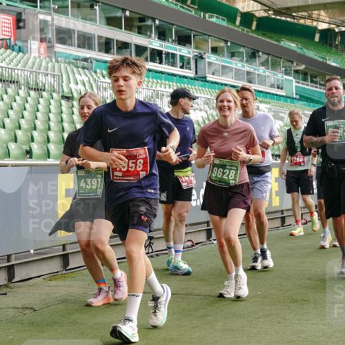 13.09.2026 - 21. swb-Marathon Bremen Michael Burmester http://msf.ph/oto/10432281 13.09.2026 13:29:35 Laufen im Stadion 171, 220, 297, 405, 422, 476, 685, 729, 754, 767, 986, 1079, 1217, 1242, 1270, 1298, 1325, 1384, 1615, 1633, 1634, 1741, 1777, 1810, 1811, 1886, 1983, 2238, 2249, 2263, 2326, 2365, 2436, 2449, 2472, 2546, 2574, 2593, 2615, 2738, 2740, 2743, 2830, 2862, 2868, 2924, 2991, 3020, 3053, 3061, 3129, 3154, 3227, 3238, 3274, 3286, 3321, 3361, 3563, 3589, 3594, 3595, 3605, 3678, 3694, 3755, 3758, 3798, 3826, 3853, 3898, 3929, 3953, 3965, 3971, 3987, 4011, 4056, 4108, 4238 meine-sportfotos.de