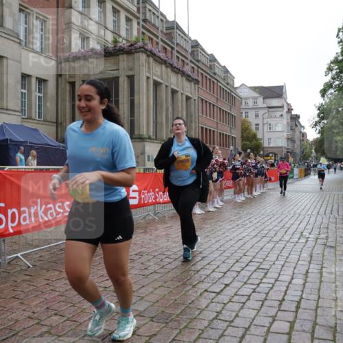 13.09.2026 - Kiel Lauf Yannick Fuchs http://msf.ph/oto/10432347 13.09.2026 11:21:15 Ziel 1609, 5847, 1677, 2913, 3935, 10950, 2913, 4598, 10950 meine-sportfotos.de