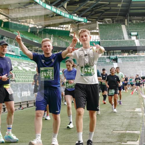 13.09.2026 - 21. swb-Marathon Bremen Michael Burmester http://msf.ph/oto/10432357 13.09.2026 13:29:37 Laufen im Stadion 171, 220, 297, 405, 422, 476, 685, 729, 754, 767, 986, 1079, 1217, 1242, 1270, 1298, 1325, 1384, 1615, 1633, 1634, 1741, 1777, 1810, 1811, 1886, 1983, 2238, 2249, 2263, 2326, 2365, 2436, 2449, 2472, 2546, 2574, 2593, 2615, 2738, 2740, 2743, 2830, 2862, 2868, 2869, 2871, 2924, 2991, 3020, 3053, 3061, 3129, 3154, 3227, 3238, 3274, 3286, 3321, 3361, 3563, 3589, 3594, 3595, 3605, 3678, 3694, 3755, 3758, 3798, 3826, 3853, 3898, 3929, 3953, 3965, 3971, 3987, 4011, 4056, 4108, 4238 meine-sportfotos.de